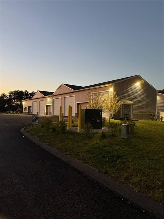 597 South County Trail UNIT 102