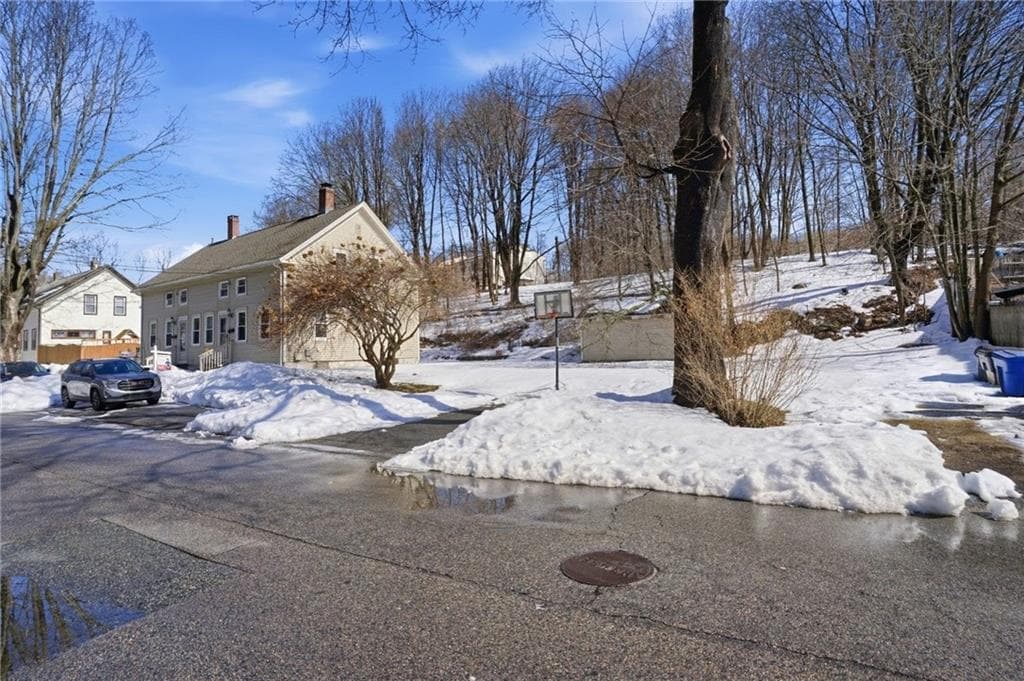 Multi Family at 20 22 Mount Pleasant View Avenue, Cumberland, photo 16 of 19