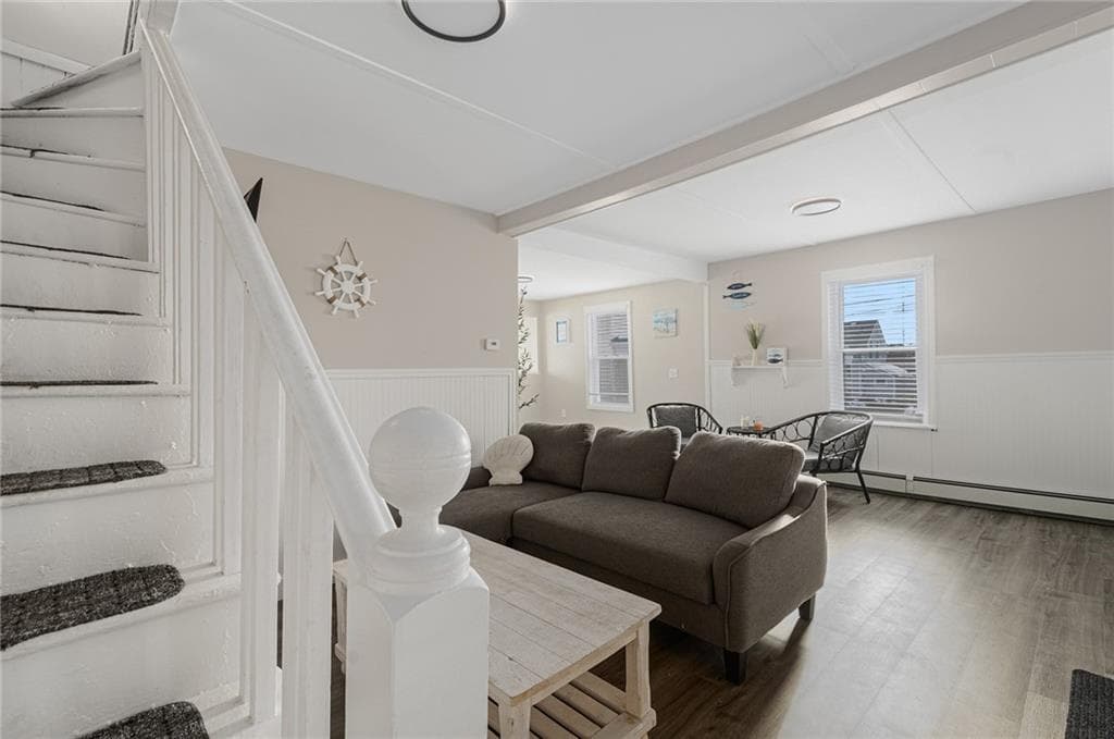 47 Cedar Avenue photo 16