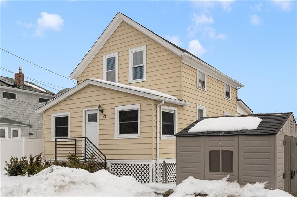 47 Cedar Avenue photo 34