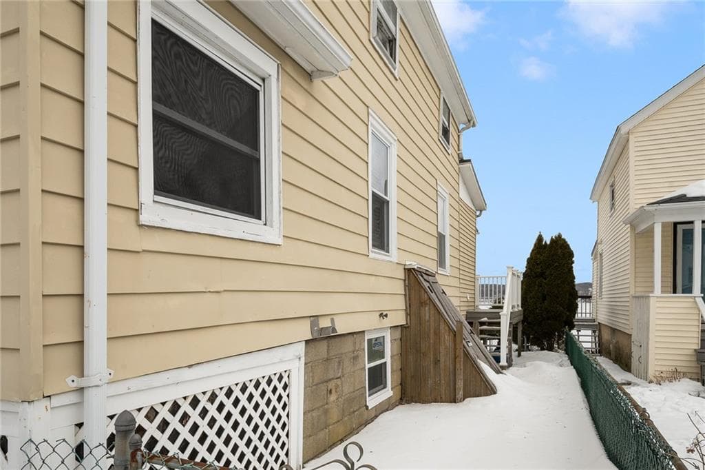 47 Cedar Avenue photo 33