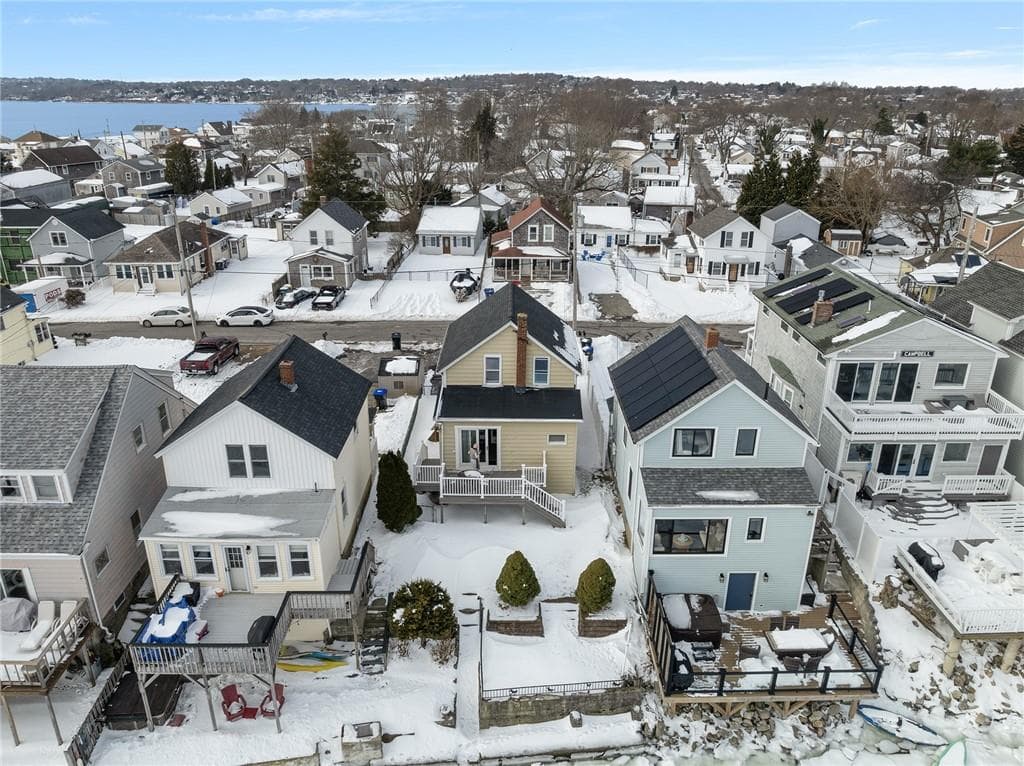 47 Cedar Avenue photo 39