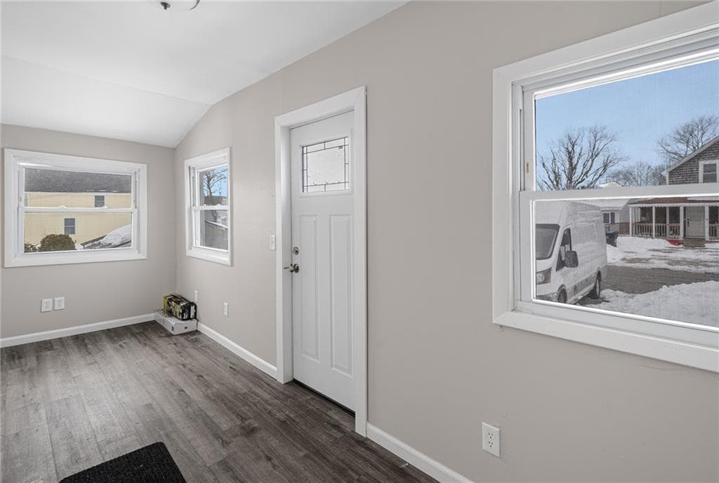 47 Cedar Avenue photo 29