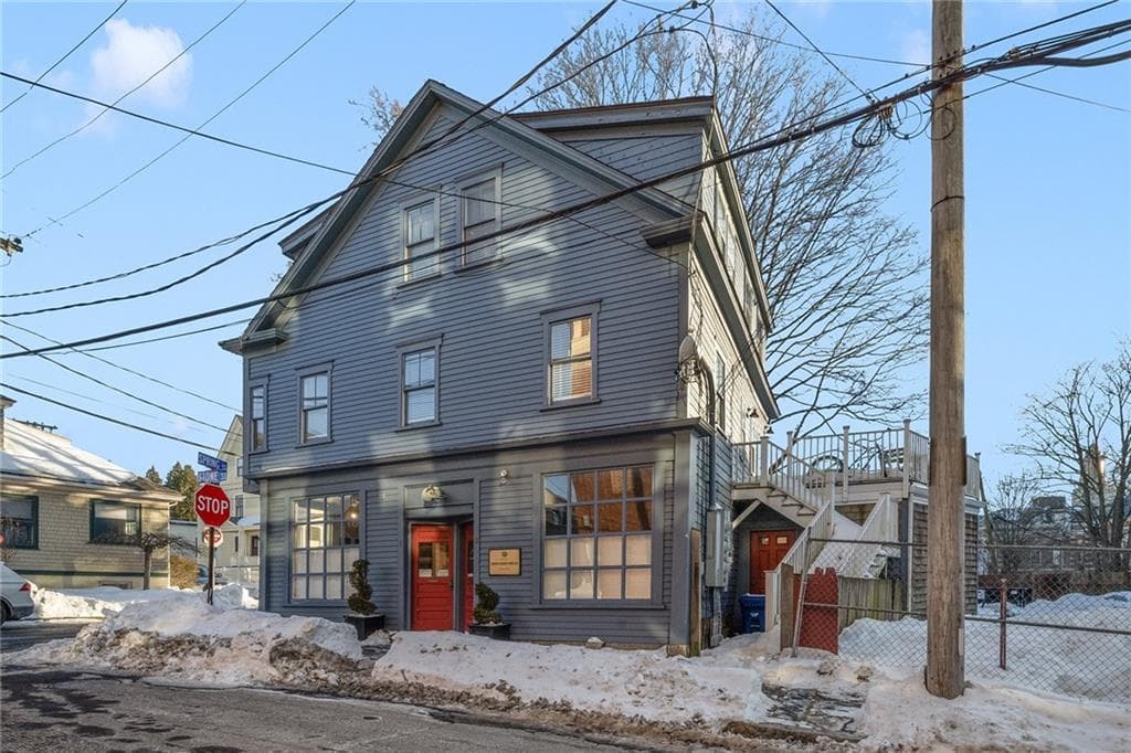 21 Spring Street UNIT 2 photo 24