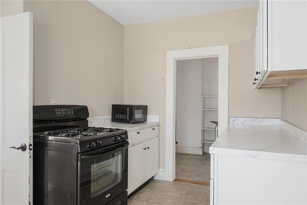 21 Spring Street UNIT 2 photo 14