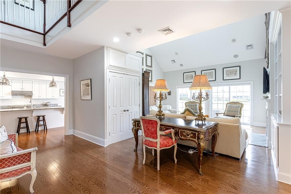 Single Family Residence at 44 Wimbledon Circle, Portsmouth, photo 19 of 35