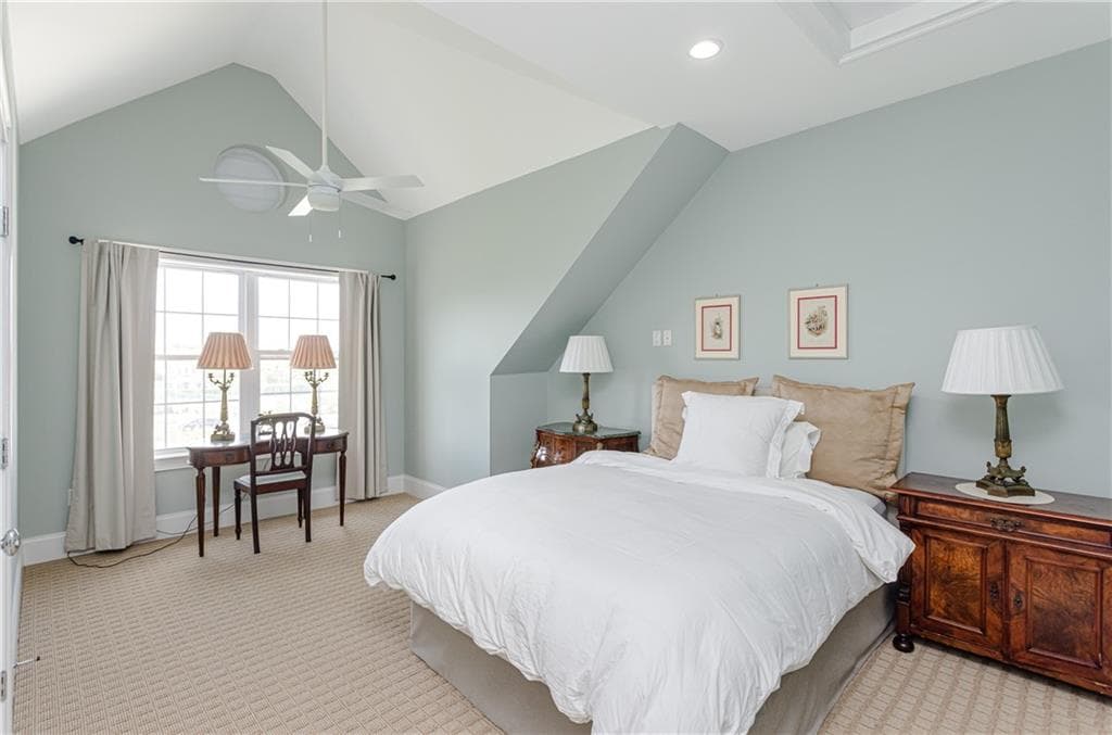 Single Family Residence at 44 Wimbledon Circle, Portsmouth, photo 31 of 35