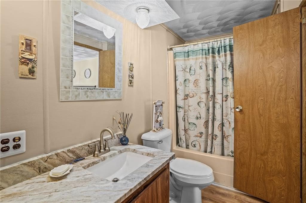 4 Leisure Way photo 24