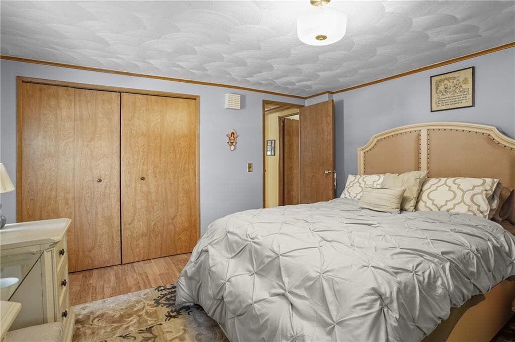 4 Leisure Way photo 14