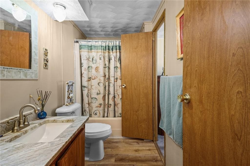 4 Leisure Way photo 25