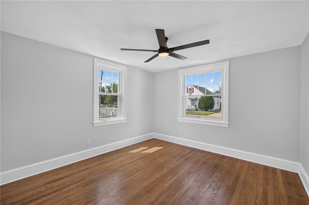 122 Dewey Avenue photo 24