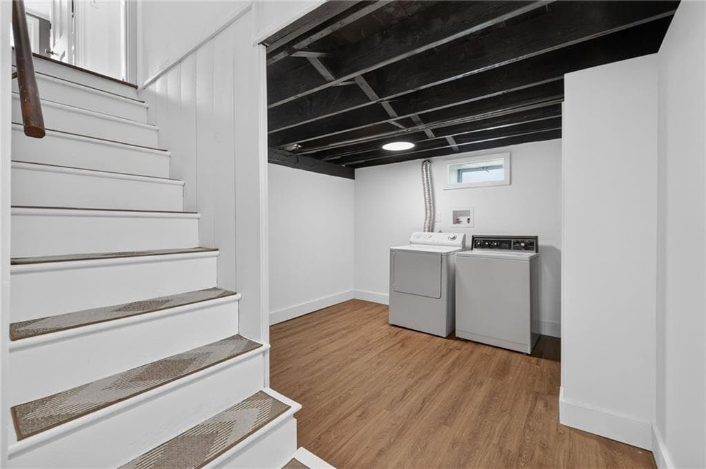 122 Dewey Avenue photo 41