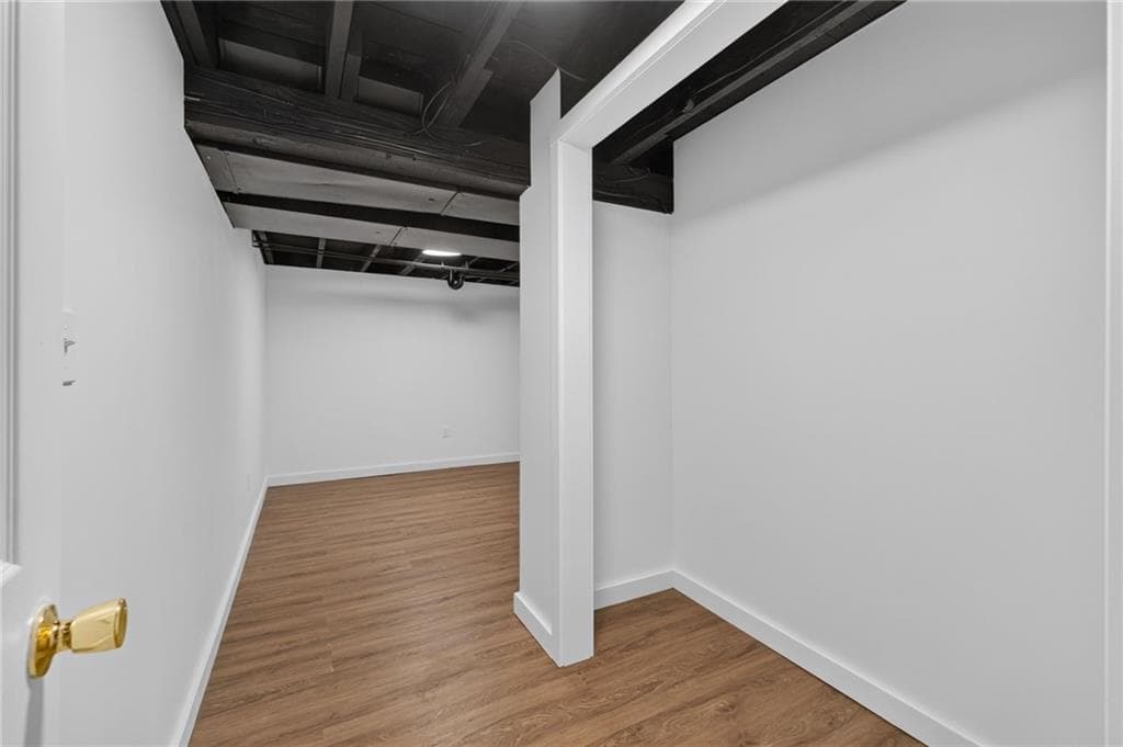 122 Dewey Avenue photo 37
