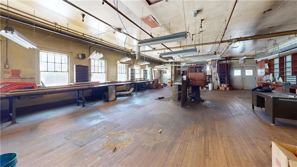 Commercial at 0 Sheffield Avenue, Newport, photo 20 of 22