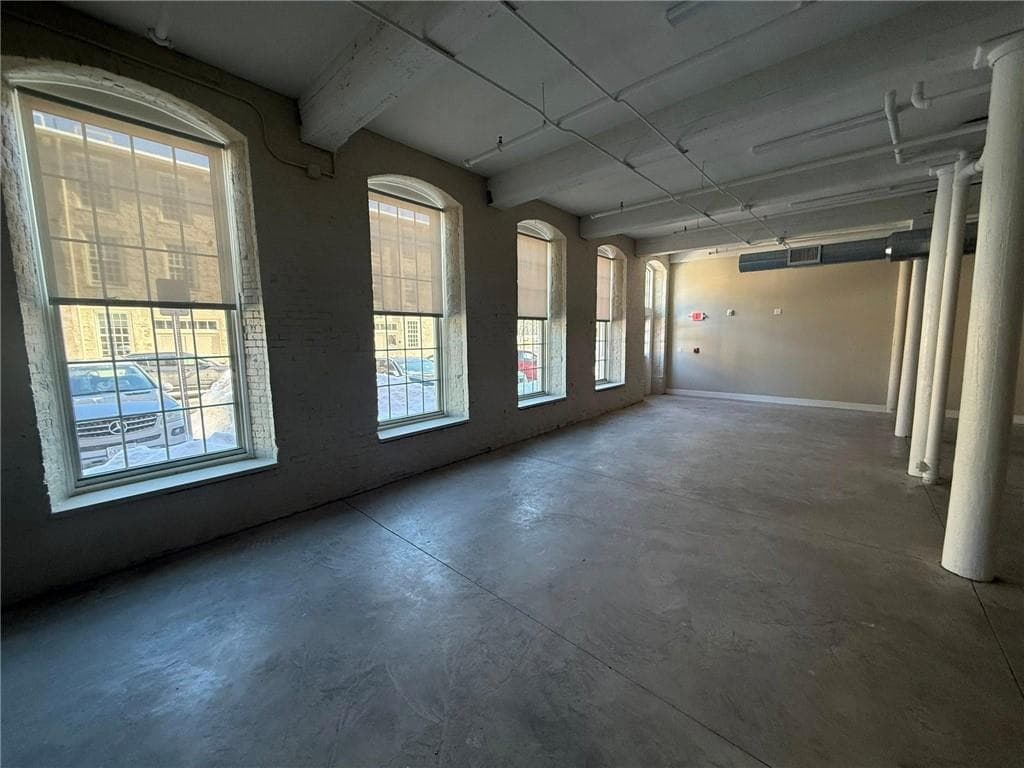 5 Island Place photo 6