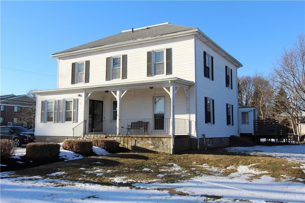 460 East Main Road