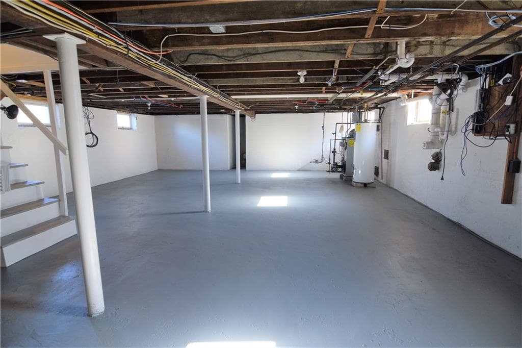 Commercial at 460 470 East Main Road, Middletown, photo 45 of 50