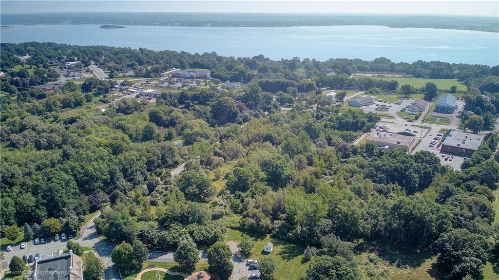 Unimproved Land at 2500 East Main Road, Portsmouth, photo 8 of 17