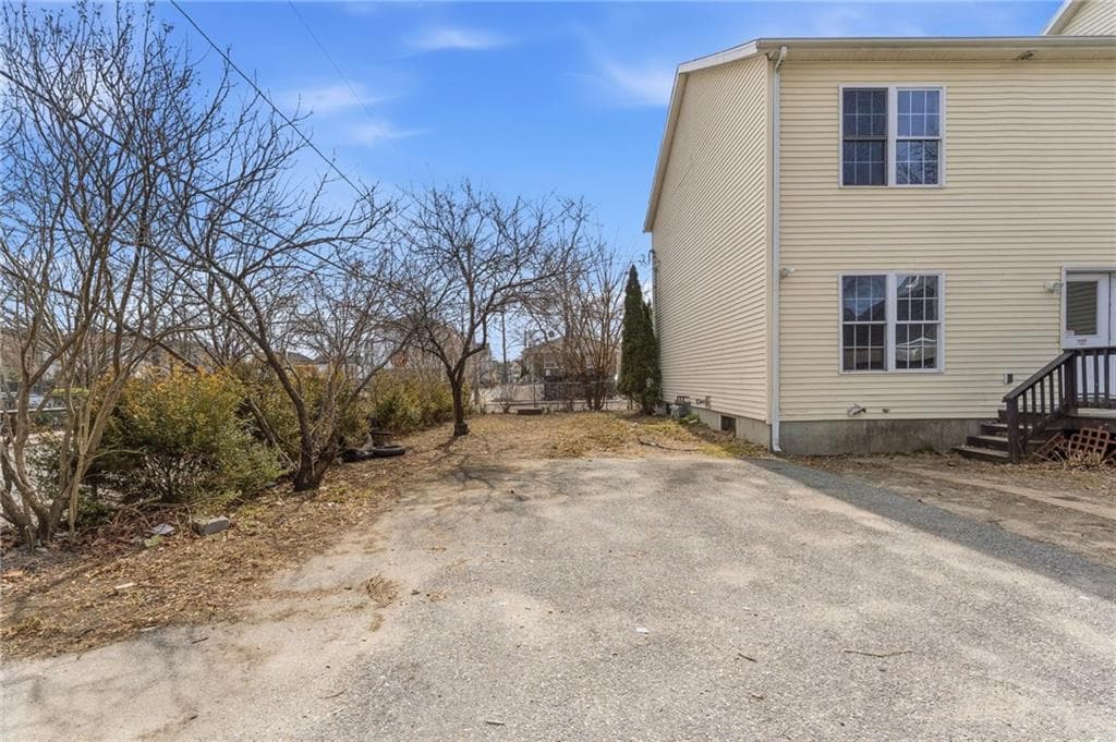 Condominium at 281 Swan Street UNIT A, Providence, photo 39 of 42