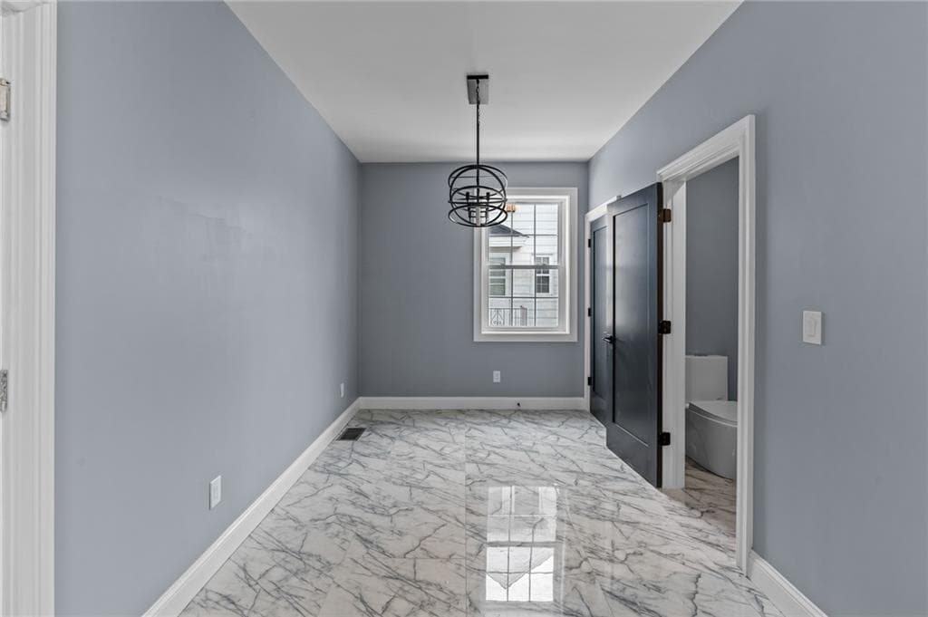 68 Enfield Avenue photo 7