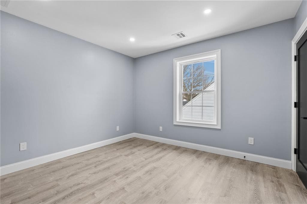 68 Enfield Avenue photo 14