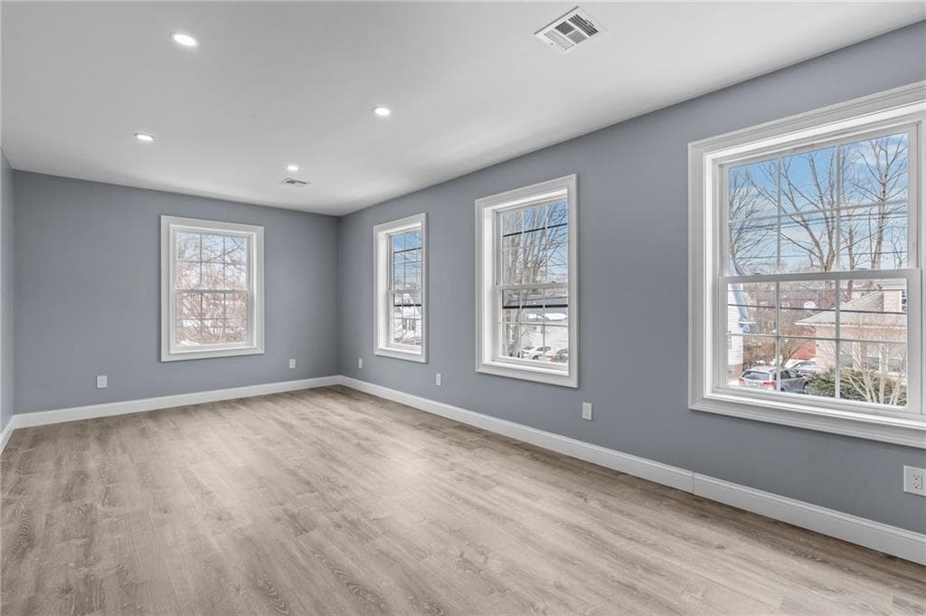 68 Enfield Avenue photo 8