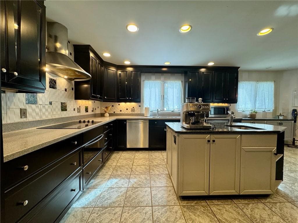 25 Coachman Pike photo 8