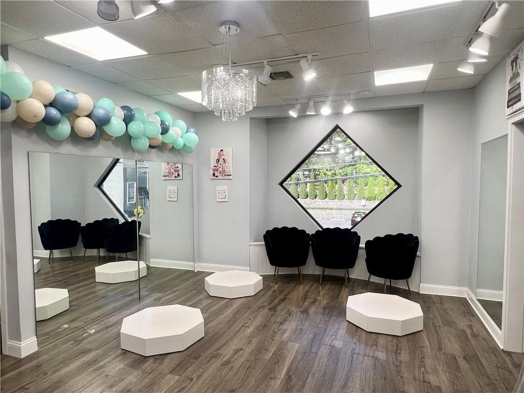 Commercial at 892 892 Oaklawn Avenue, Cranston, photo 17 of 21