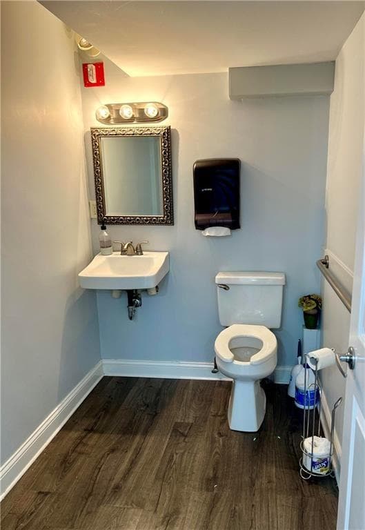 Commercial at 892 892 Oaklawn Avenue, Cranston, photo 12 of 21