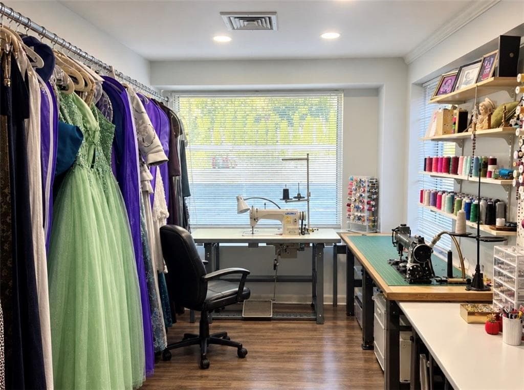 Commercial at 892 892 Oaklawn Avenue, Cranston, photo 10 of 21