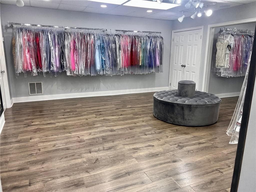 Commercial at 892 892 Oaklawn Avenue, Cranston, photo 8 of 21