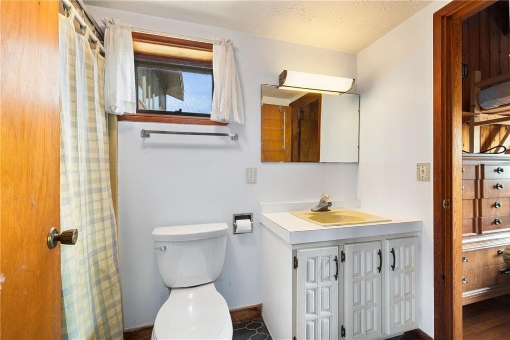 1035 Mohegan Trail photo 30