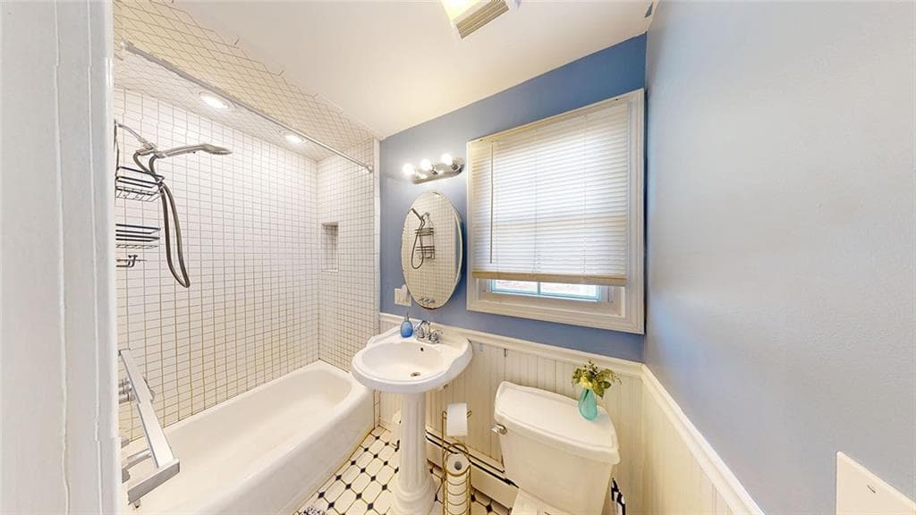 Single Family Residence at 68 Leaf Street, West Warwick, photo 20 of 35