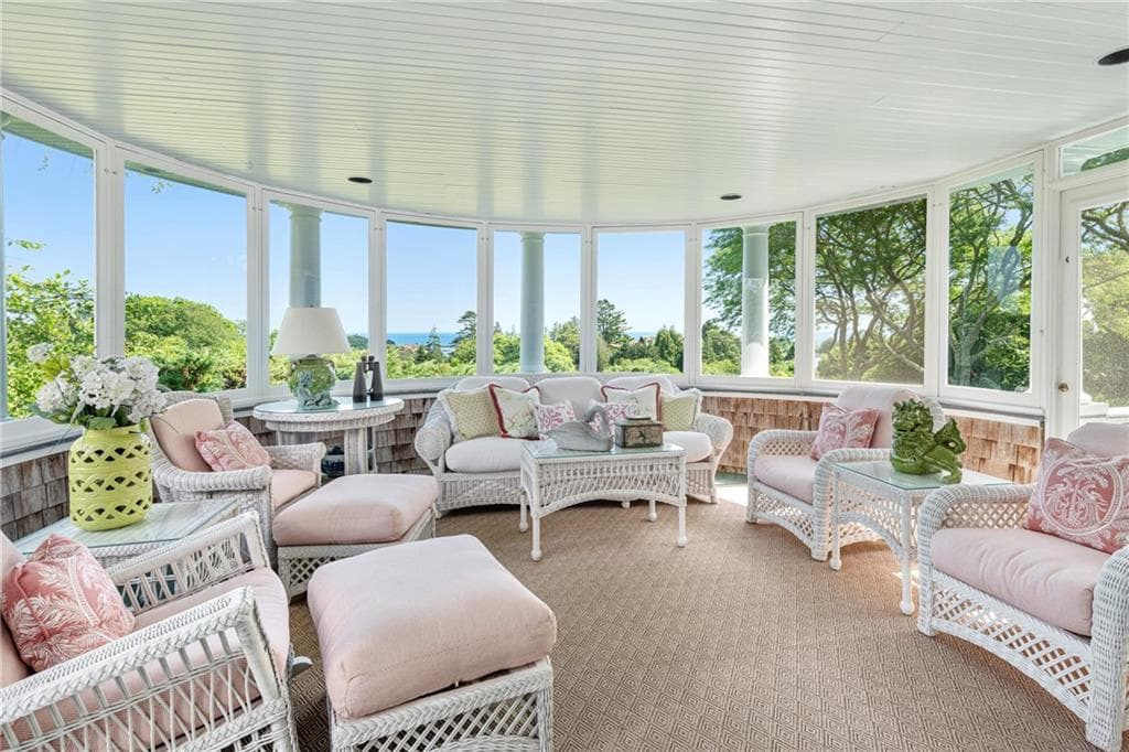 315 Ocean Avenue photo 23