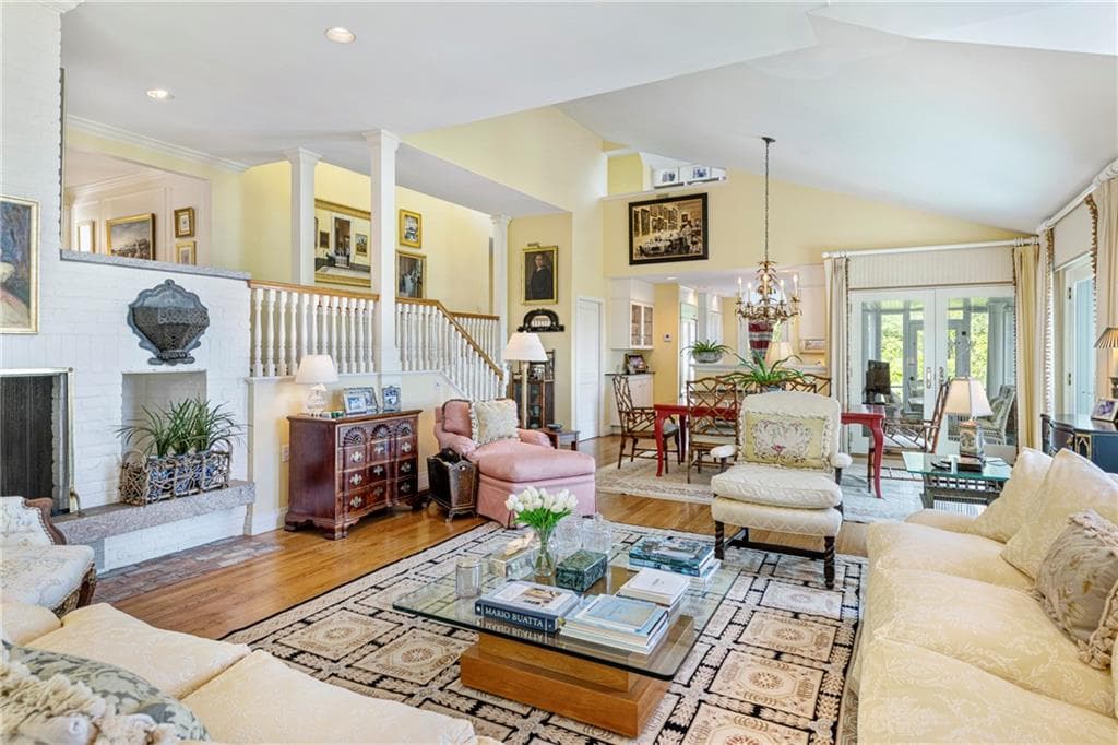 315 Ocean Avenue photo 17