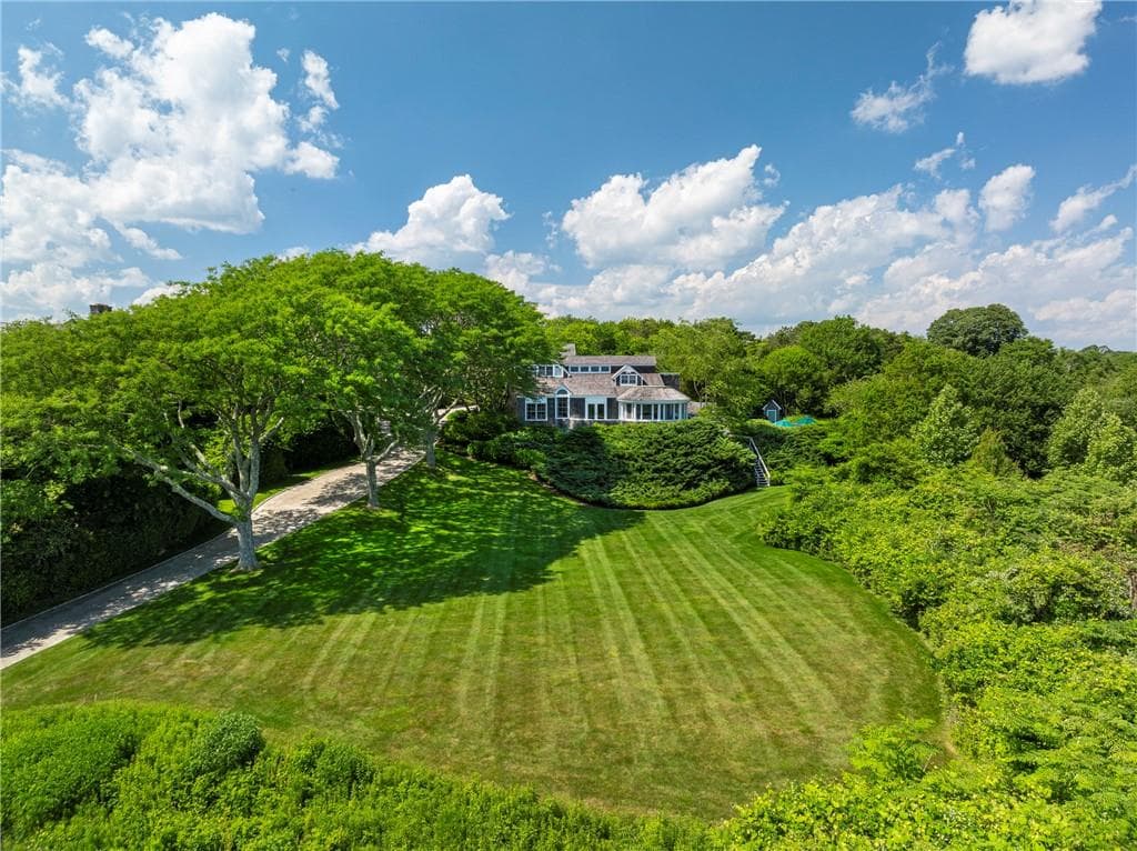 315 Ocean Avenue photo 8