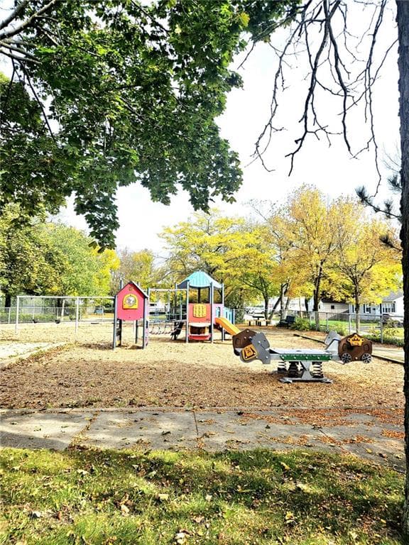 116 2nd Avenue photo 4