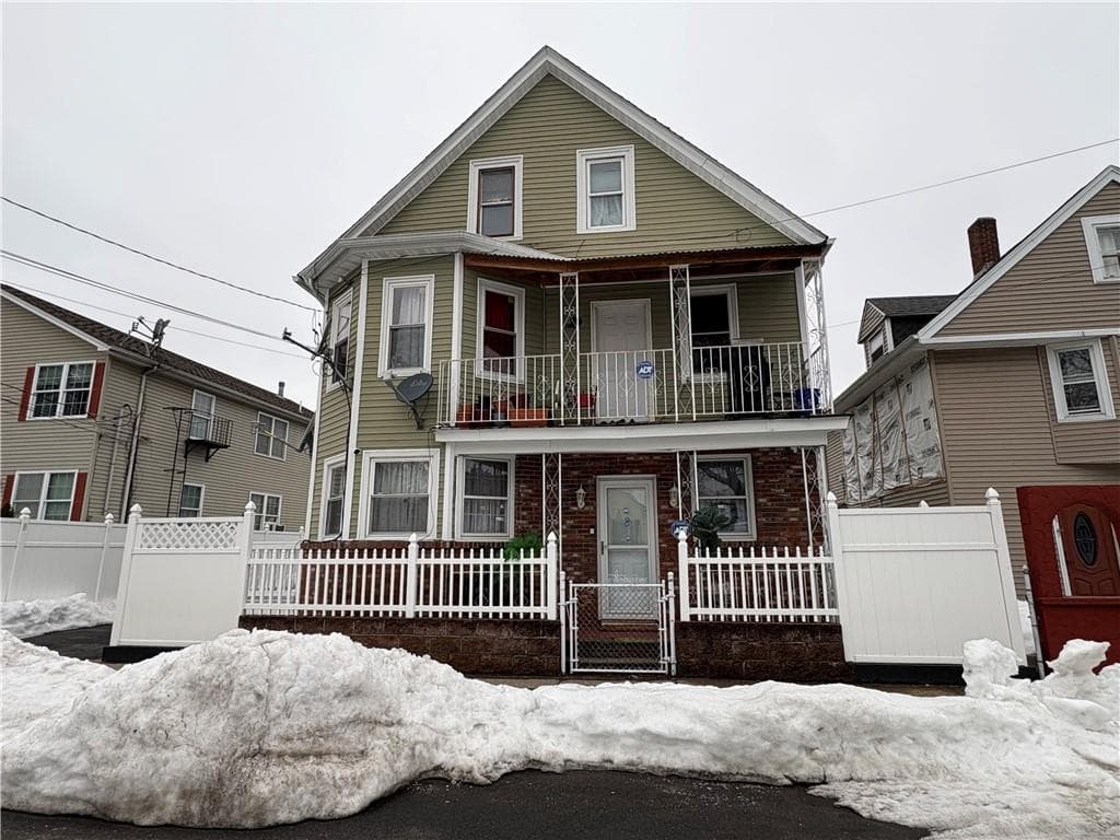 Multi Family at 193 Clarence Street, Providence, photo 3 of 37