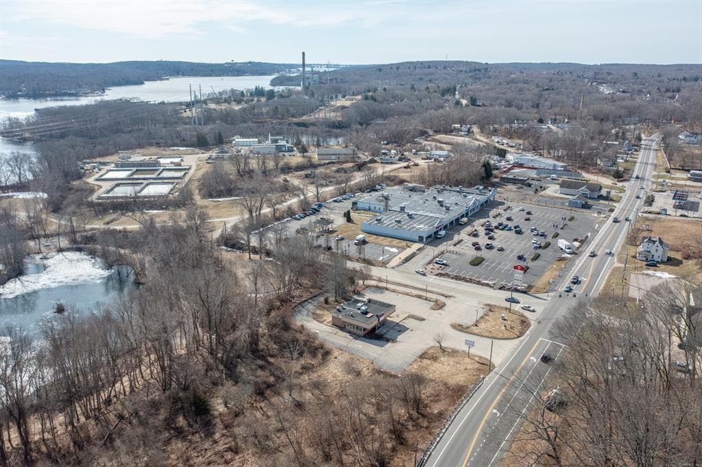 Commercial at 641 Route 32, Montville, photo 17 of 28