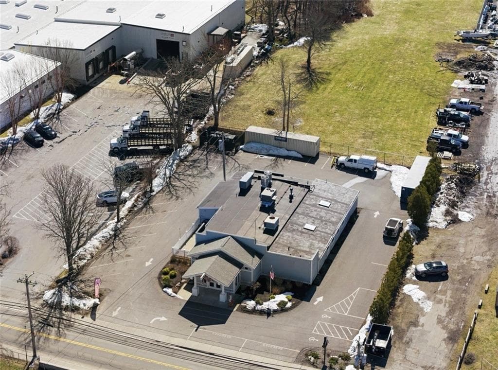 Commercial at 275 Child St Street, Warren, photo 40 of 41
