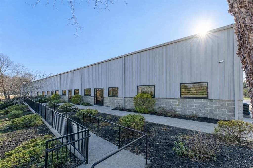 Commercial at 13 West Parkway, Plainfield, photo 3 of 40