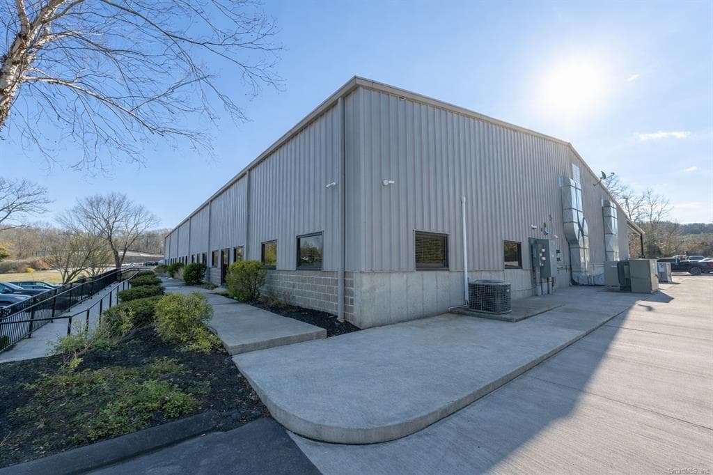 Commercial at 13 West Parkway, Plainfield, photo 5 of 40