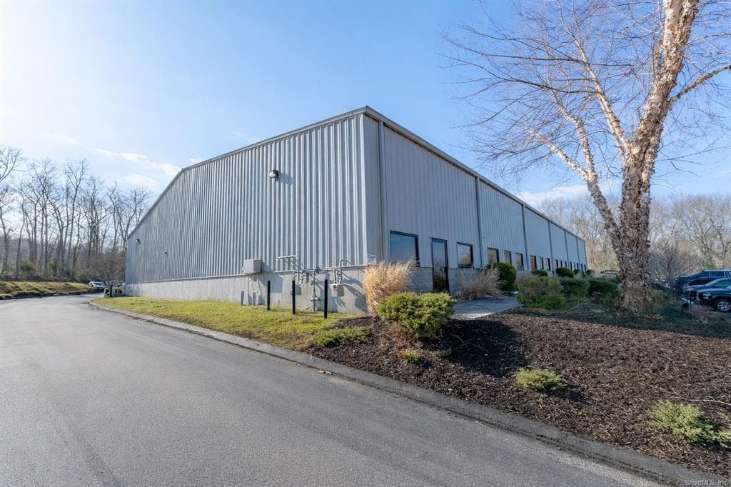 Commercial at 13 West Parkway, Plainfield, photo 4 of 40