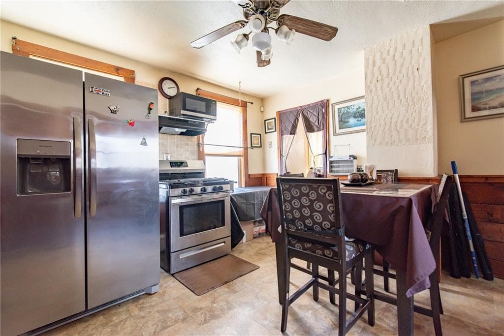 217 4th Avenue photo 4