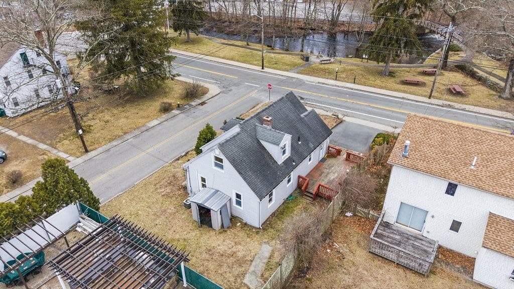 Single Family Residence at 2 Whitman Street, Smithfield, photo 6 of 30