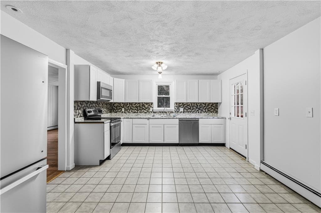 Single Family Residence at 2 Whitman Street, Smithfield, photo 8 of 30