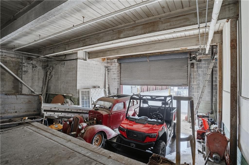120 Webster Street photo 19