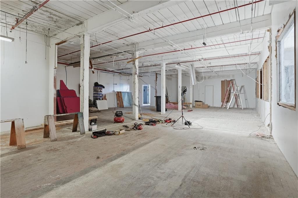 120 Webster Street photo 35