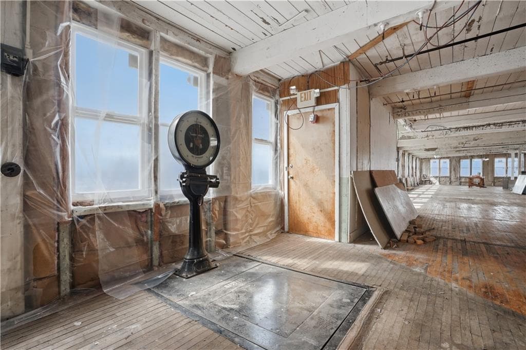 120 Webster Street photo 31