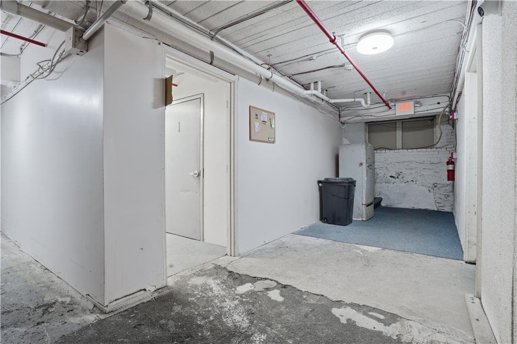 120 Webster Street photo 8
